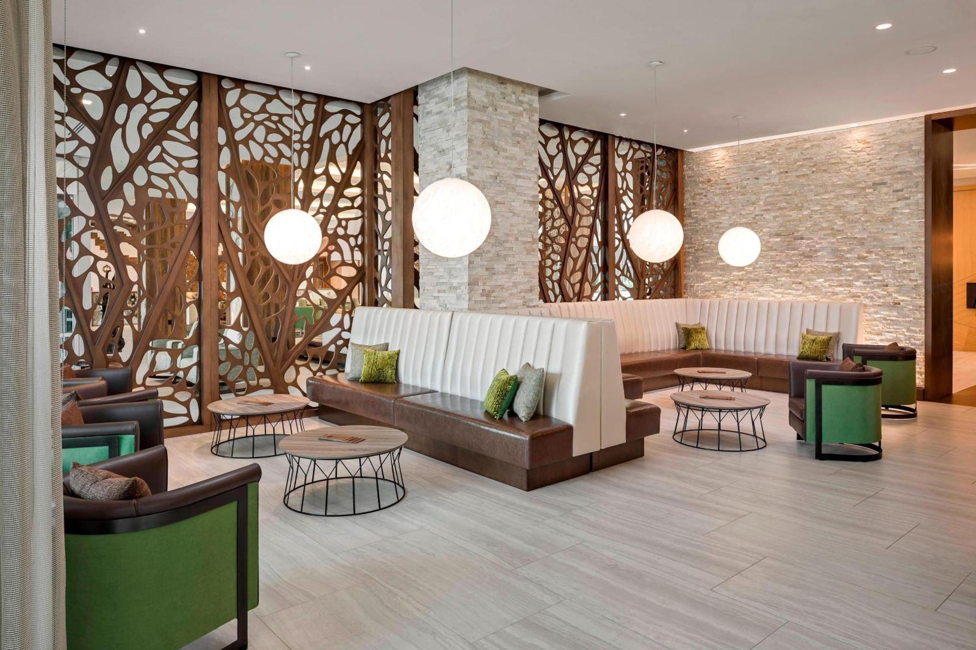 Springhill Suites By Marriott Greenville Downtown Екстериор снимка