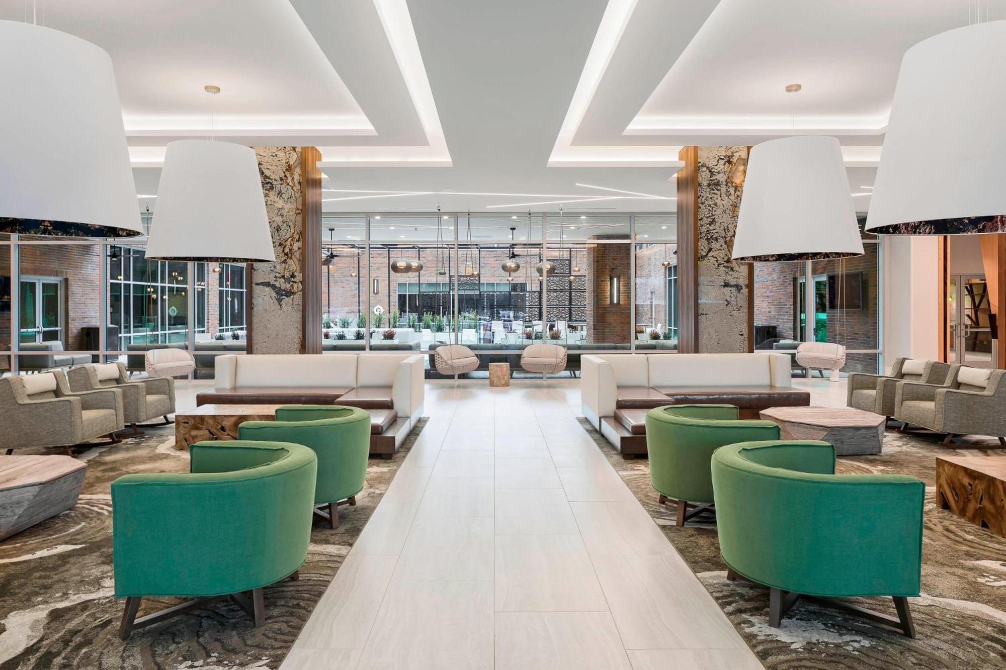 Springhill Suites By Marriott Greenville Downtown Екстериор снимка