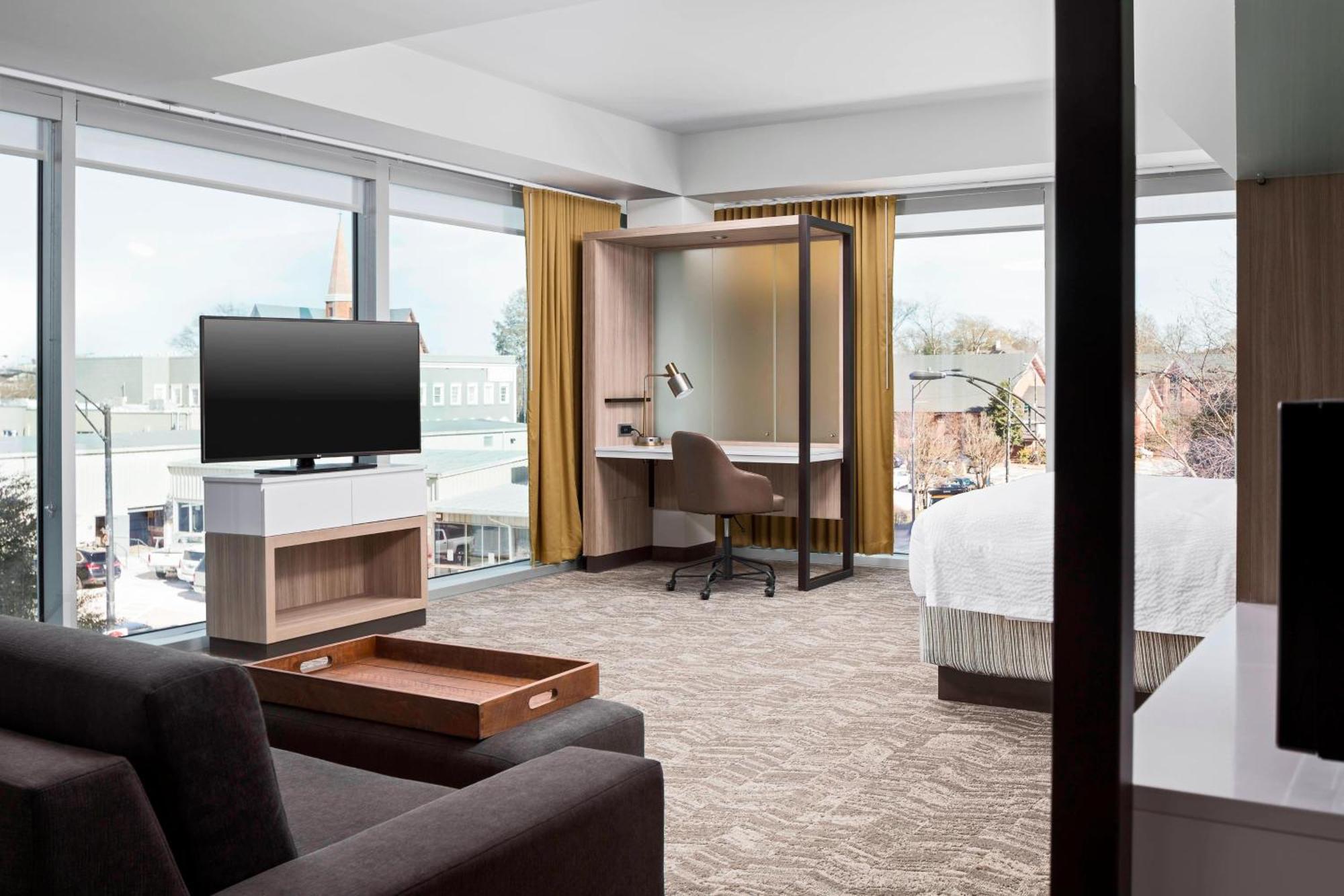 Springhill Suites By Marriott Greenville Downtown Екстериор снимка
